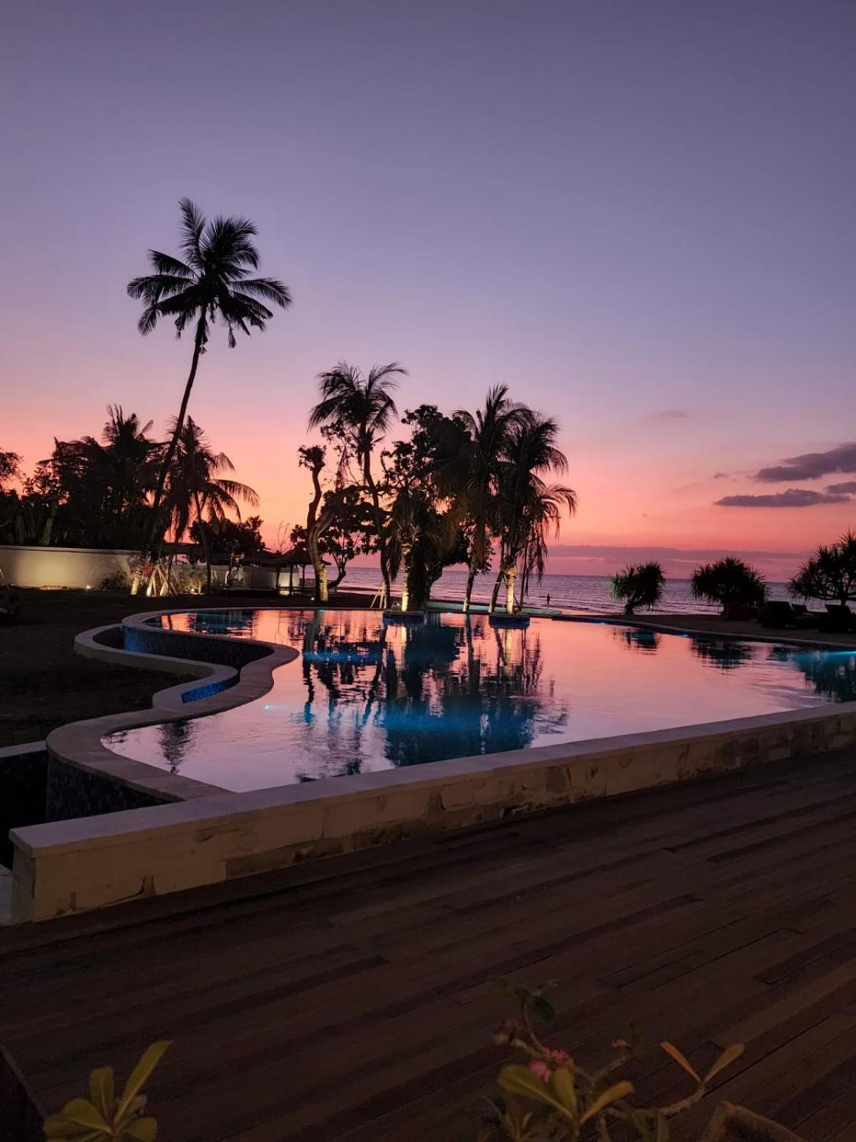 Lovina Haven Boutique Resort エクステリア 写真